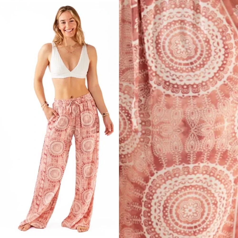 Lotus And Luna Pants Size M Pink Guava White Boho Barbie Artsy Lagenlook Flowy